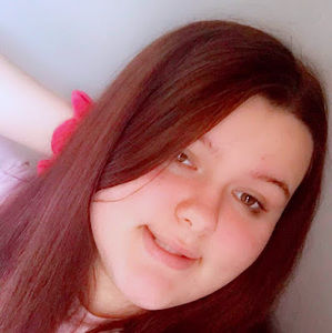 Meet your Posher, Alexia